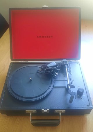 Tocadiscos Portátil Crosley CR8005A Negro/Rojo