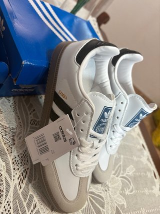 Adidas Samba Talla 38 Beige/Blanco Nuevas