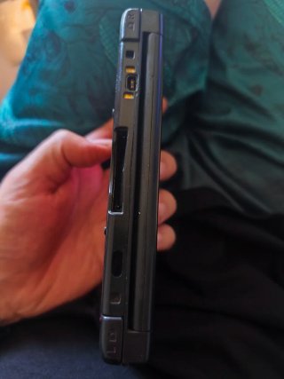 Nintendo 3DS XL + Cargador y Lápiz
