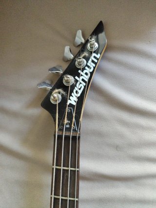 Bajo Eléctrico Washburn Negro
