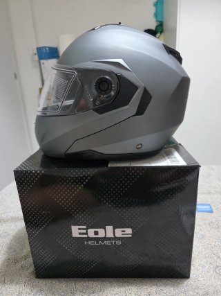 Casco de moto Eole gris