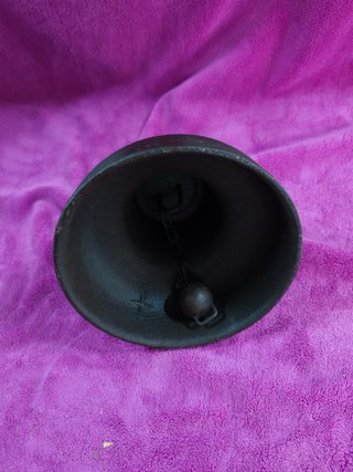 Campana de Hierro Fundido