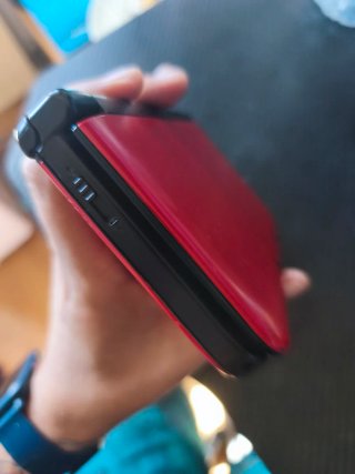 Nintendo 3DS XL + Cargador + Lápiz