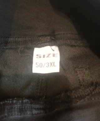 Pantaloni neri