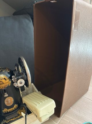 Máquina de coser Singer Antigua motor-tapa
