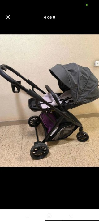 Carrito de bebé gris