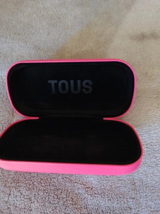 Funda y toallita gafas TOUS rosa
