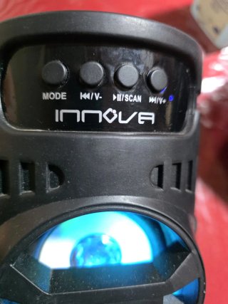 Altavoz Innova Bluetooth LED