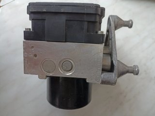 Gruppo Pompa ABS-ESP con Centralina