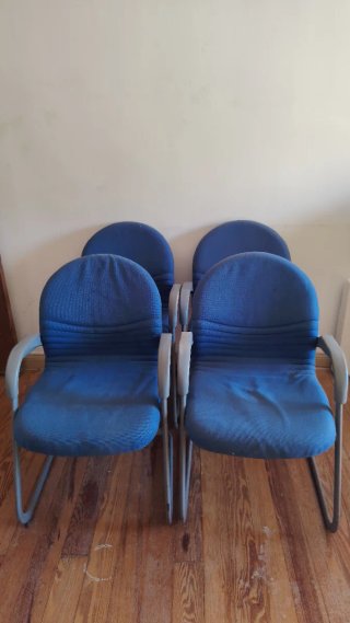 5 Sillas de Oficina Azules