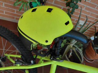 Bicicleta Infantil Rockrider ST 500 24 + Casco