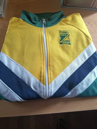 Chaqueta deportiva Colegio Nueva Castilla Madrid
