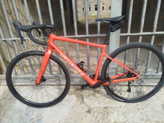 Bicicleta Gravel Specialized Diverge Naranja