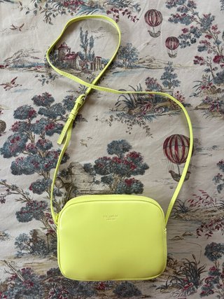 Bolso bandolera amarillo neón Pull&Bear