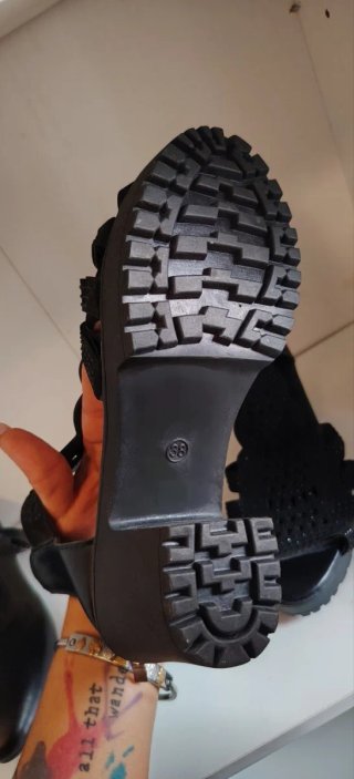 Sandalias Romanas Negras Talla Pequeña