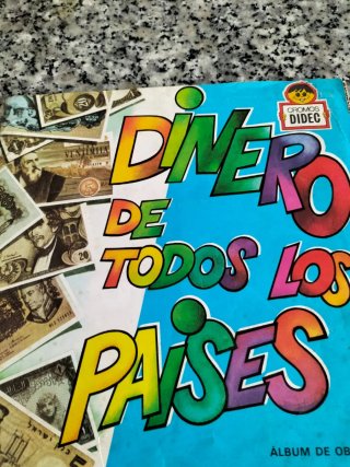 Álbum de Cromos Dinero de Todos los Países
