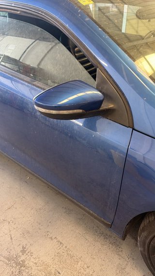 Vendo Volkswagen Scirocco 1.4 TSI 160 CV, gasolina