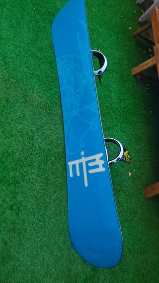 Tabla Snowboard 150cm Iniciación con Fijaciones