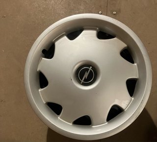 4 llantas de acero con tapacubos 15” opel omega