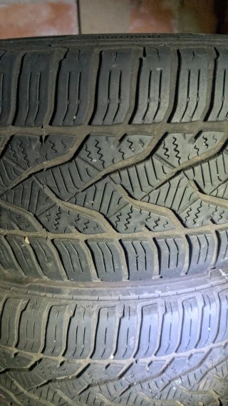 Llantas Kia con neumáticos