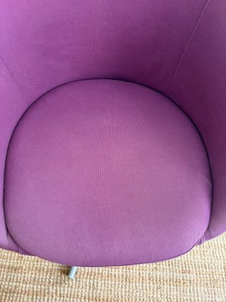 Silla giratoria Ikea SKRUVSTA morada