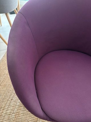 Silla giratoria Ikea SKRUVSTA morada