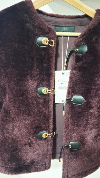 Chaqueta pelo Zara granate talla S