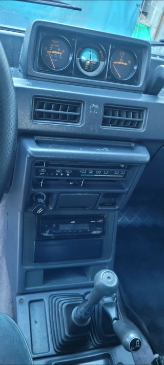 mitsubishi  pajero pajero 1990
