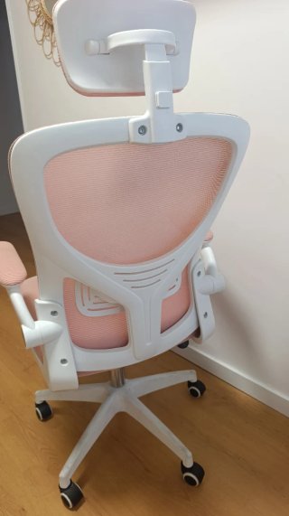 Silla de oficina ergonómica rosa
