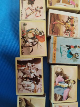 Antigüedades. YUGO.RELOJ.  CAJAS CERILLAS taurinas