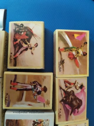 Antigüedades. YUGO.RELOJ.  CAJAS CERILLAS taurinas