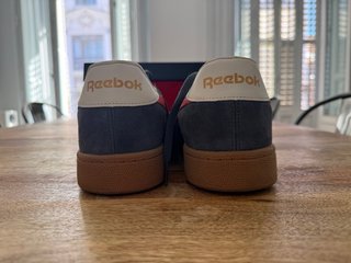 Zapatillas Reebok nuevas, azul y roja. 45.5