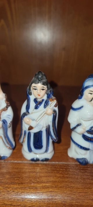 Figuras Sabios Chinos Porcelana