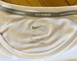 Camiseta técnica Nike running manga larga