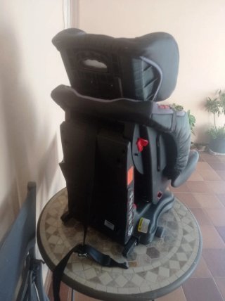 Silla coche niño Isofix gris