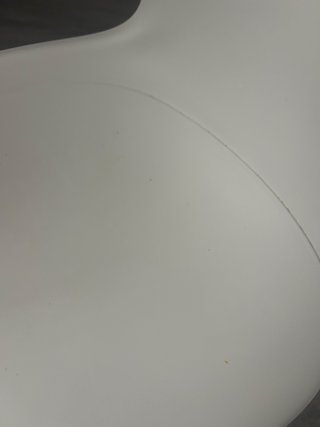 Silla de oficina giratoria blanca