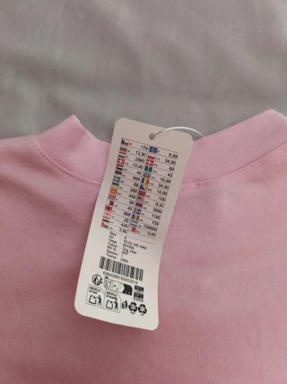Camiseta rosa FB Sister con lazo