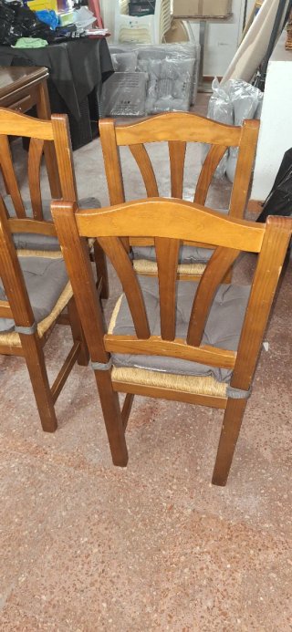 Mesa de madera maciza