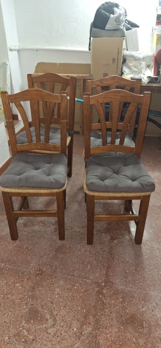 Mesa de madera maciza