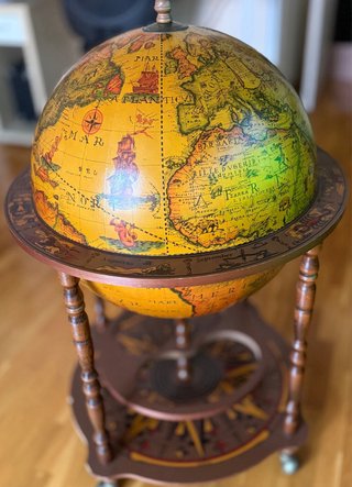 Mueble Bar Globo Terráqueo Madera