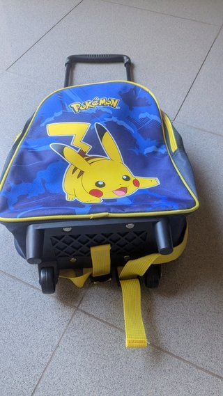 Mochila infantil con ruedas Pokémon