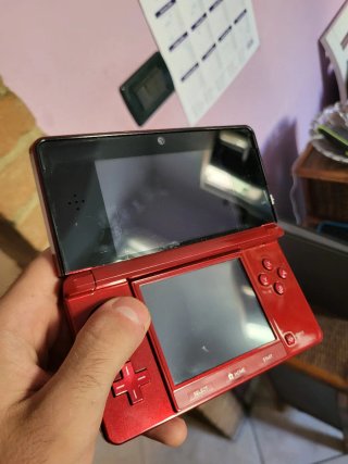 Nintendo 3DS Rosso