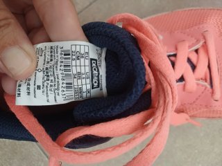 Zapatillas atletismo clavos Kalenji.