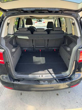 Volkswagen Touran 2011