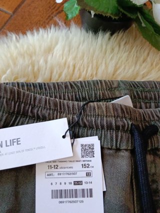 Pantalón Cargo Zara. Nuevo con Etiqueta