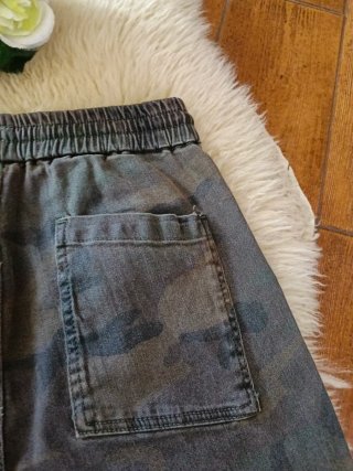 Pantalón Cargo Zara. Nuevo con Etiqueta