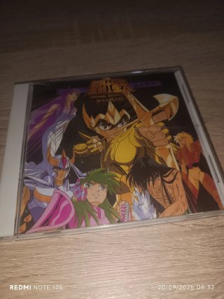 Lote 2 DVDs y CD Los Caballeros del Zodiaco