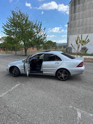 Mercedes-Benz Clase C 2003