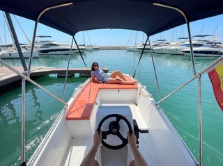 Barco pequeño pesca sin licencia 15CV