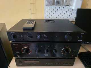 Audiolab 8000S Amplificador Integrado + Comando